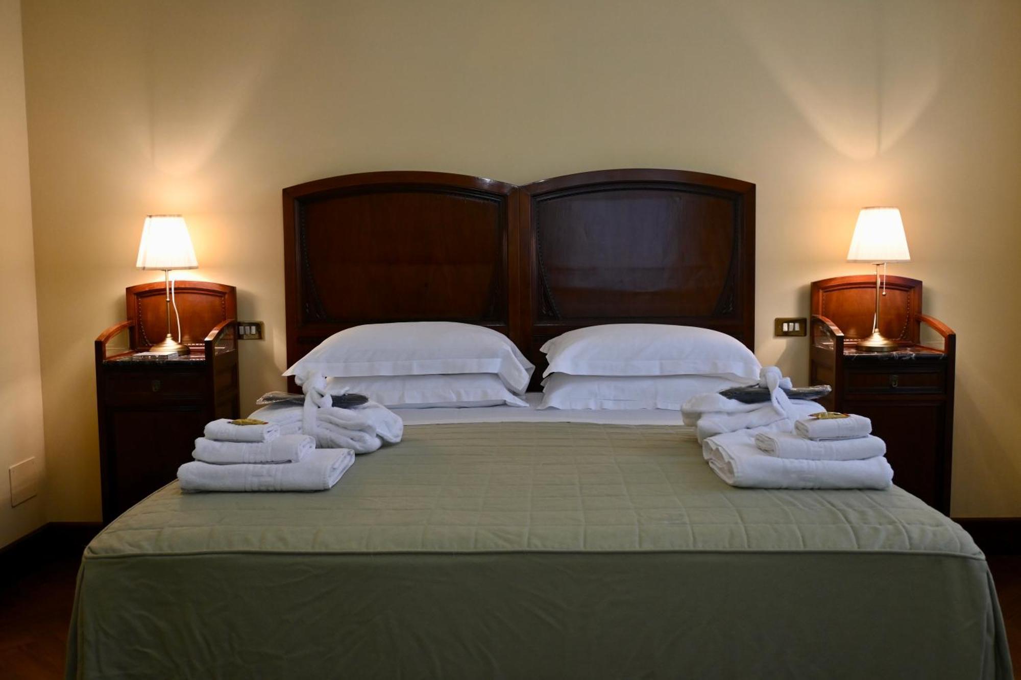 Casino Di Pragatto Bed & Breakfast *