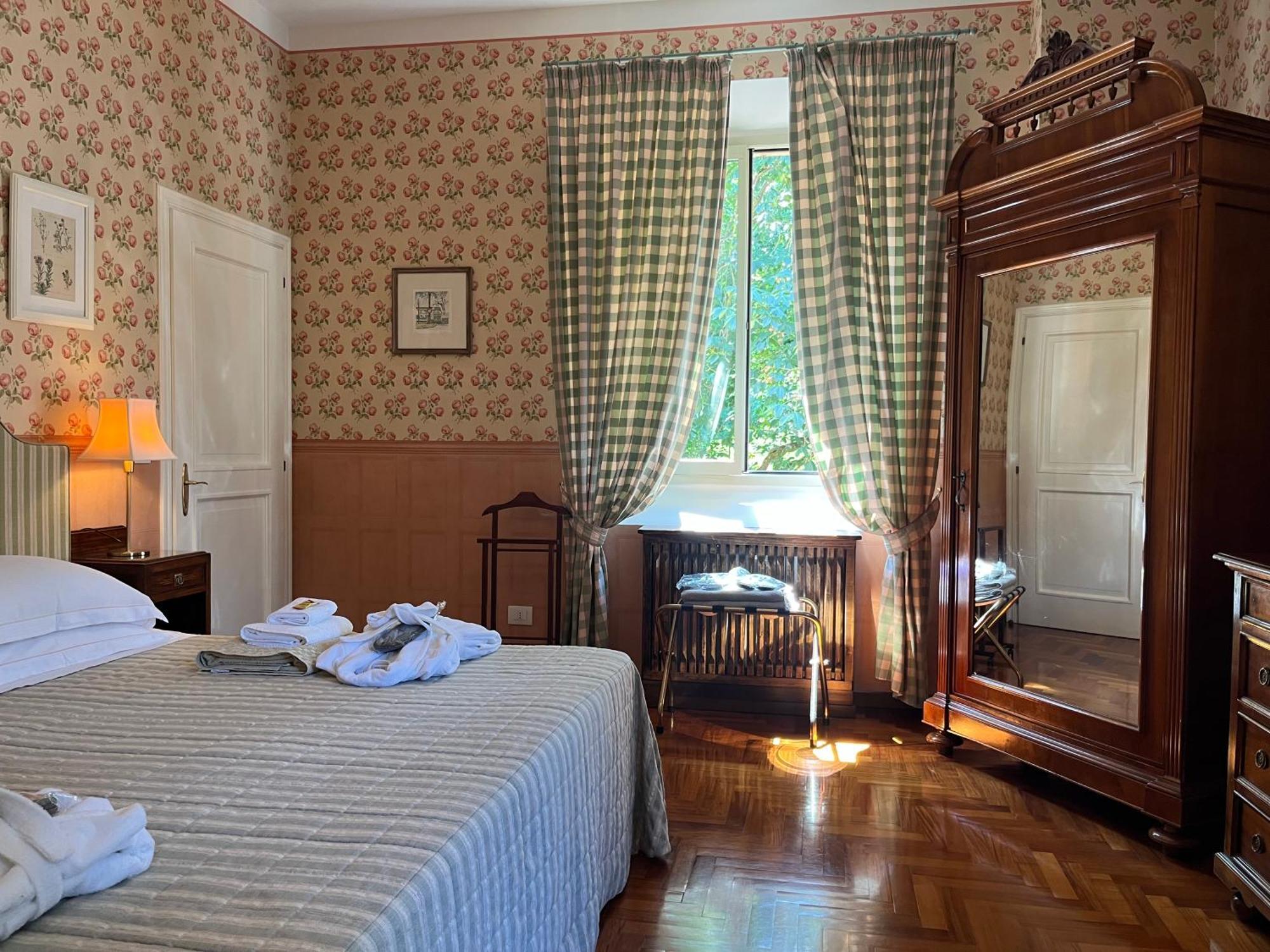 Casino Di Pragatto Bed & Breakfast